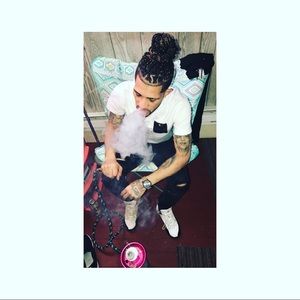 Meet your Posher, Julio