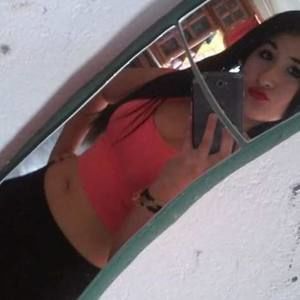 Meet your Posher, Anahi