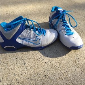 Women's Nike basketball shoes