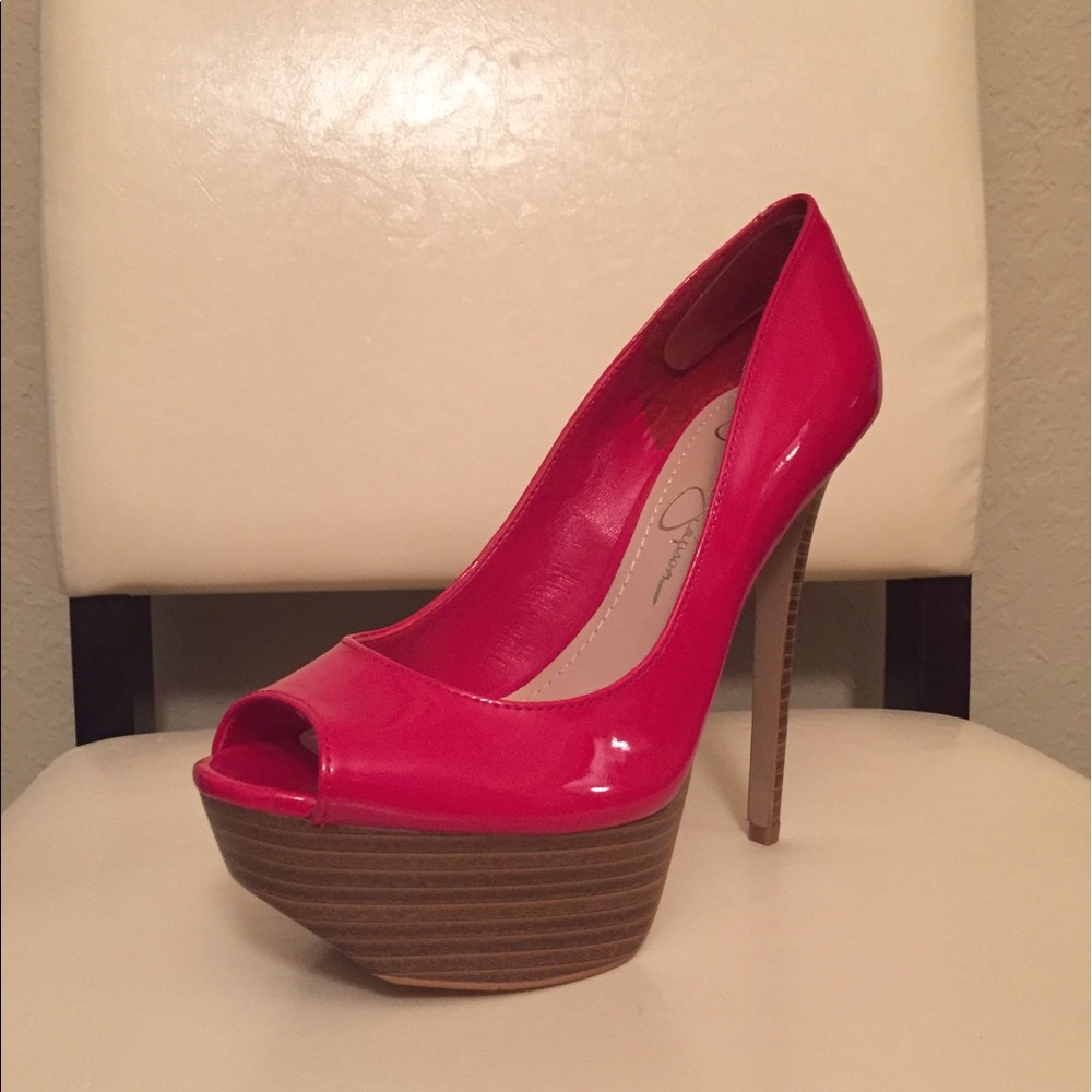 Jessica Simpson Magenta platform shoes