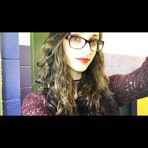 Meet your Posher, Tess - Picture 2 of 2