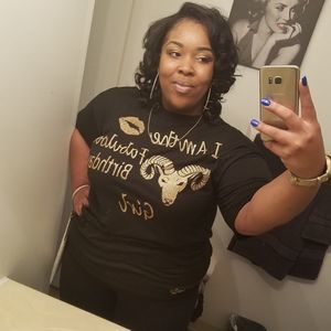 Meet your Posher, Connie