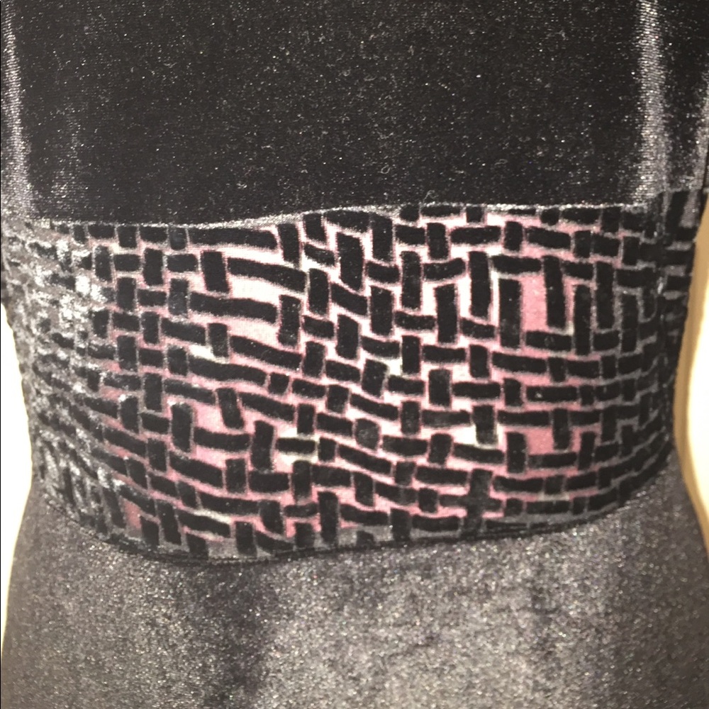 Maggie London Sz S blk velour sleeveless lg dress - Picture 2 of 4