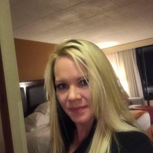 Meet your Posher, Michele