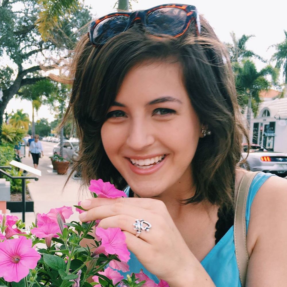 Meet your Posher, Madeline