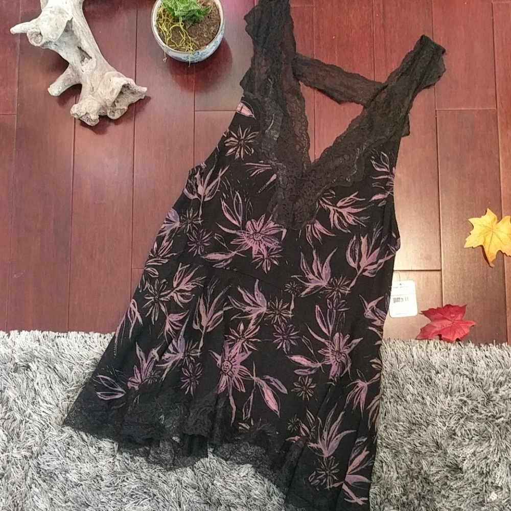 BNWT Free People Lacey Pattern Tank