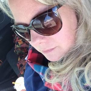 Meet your Posher, Tina