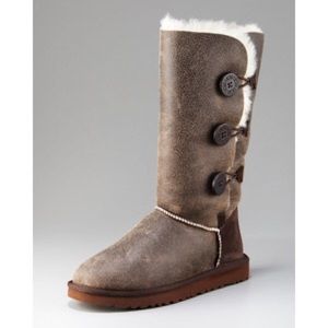 Bailey Button Bomber Ugg Boots