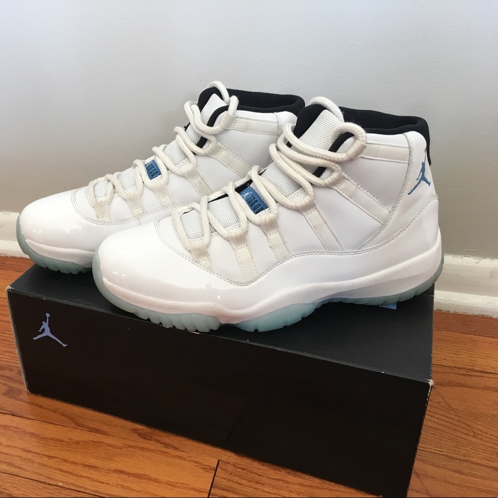 Air Jordan 11 Legend Blue sz 8