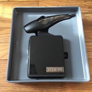 Temptu Airbrush Makeup machine