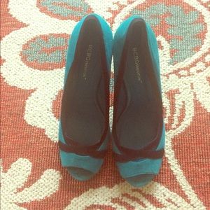 BCBG Generation Teal heels 👠