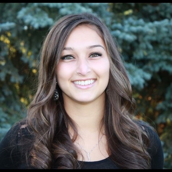 Meet your Posher, Alecia - Picture 1 of 1