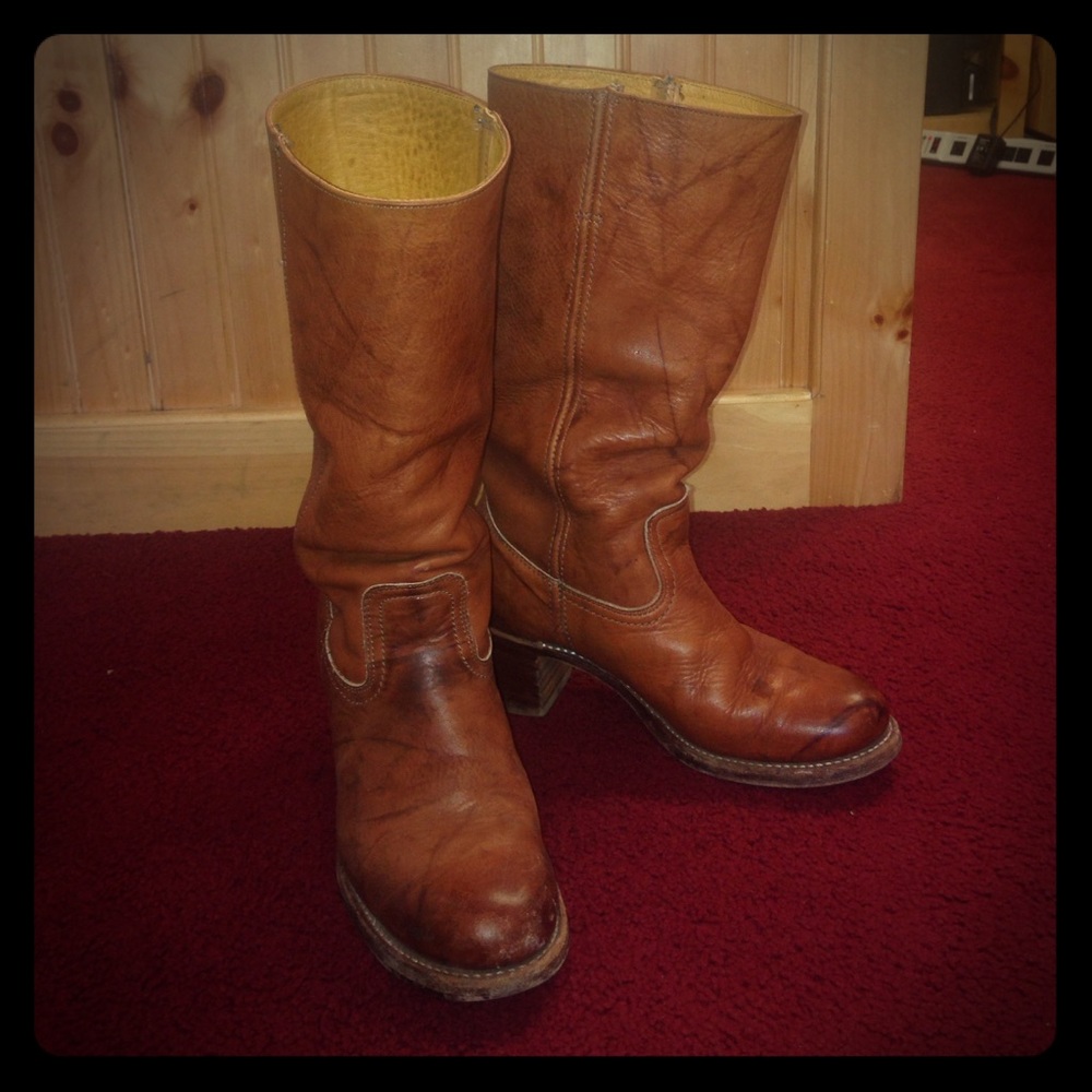 FRYE BOOTS SIZE 9.5