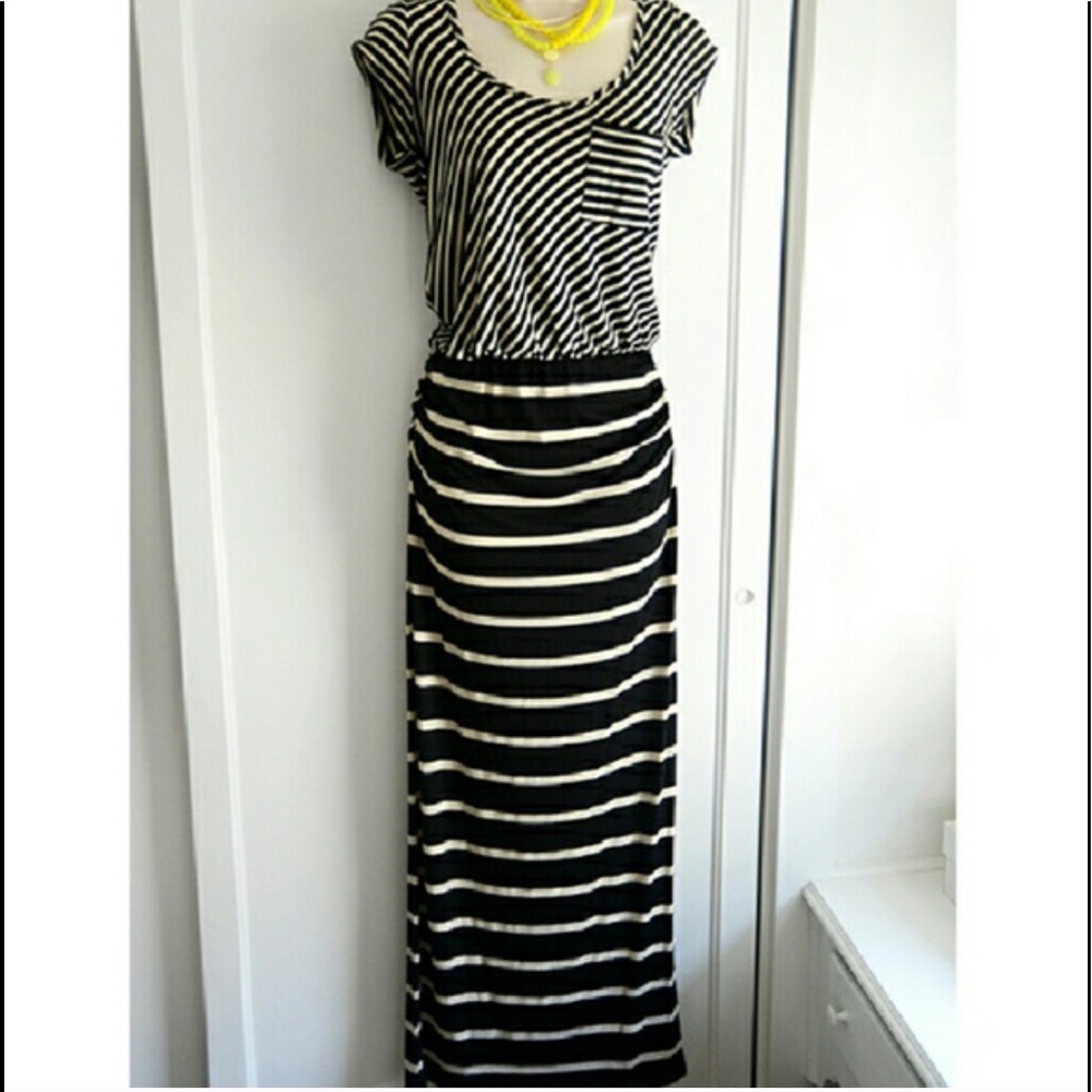 { Anthropologie Maxi }