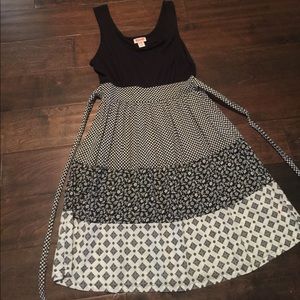 Black and white Summer dress.