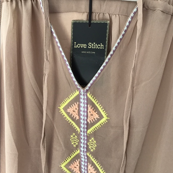 •Love Stitch Top• - Picture 3 of 4