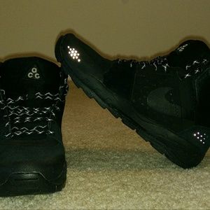 Nike ACG Boots