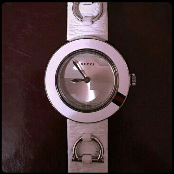 Authentic Gucci Watch - Picture 1 of 4