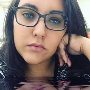 Meet your Posher, Angeleen