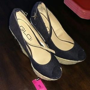 NWT Glo Jeans Wedges