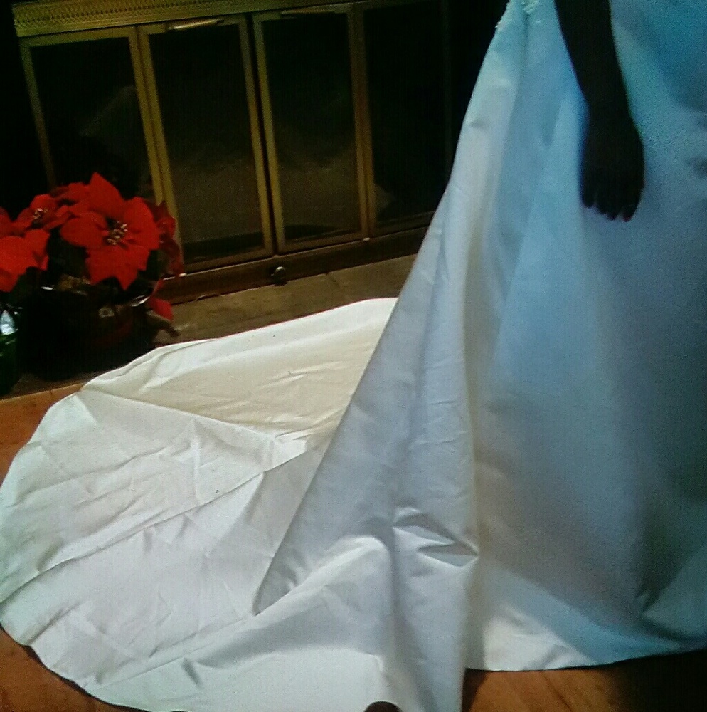 Wedding dress