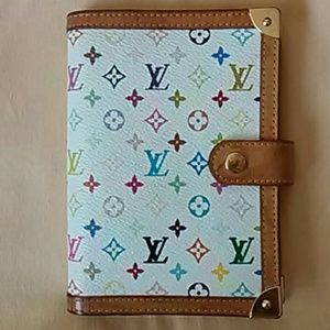TODAY ONLY! Louis Vuitton agenda