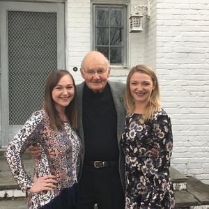 Meet your Posher, Mallory