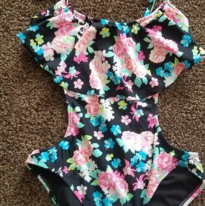 Super cute floral monokini swimsuit