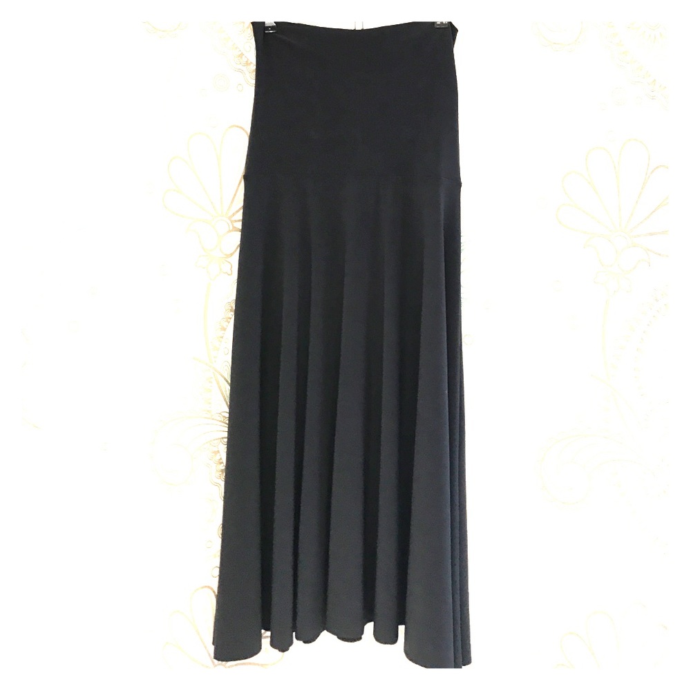 Dark grey mid-length skirt