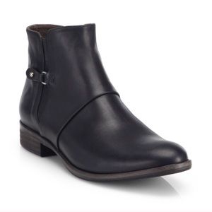 Coclico Black Mansfield Leather Ankle Booties