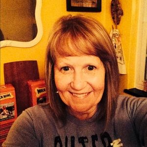 Meet your Posher, Alisa