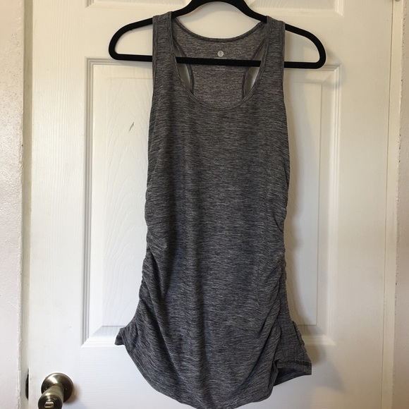 Old Navy Tops - Like New! Old Navy Athletic Tank