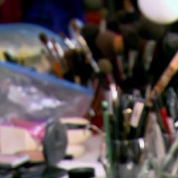 Picture of Kim K crying lol - Picture 3 of 4