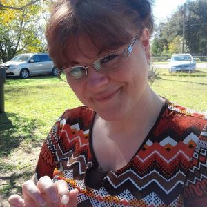 Meet your Posher, Leah