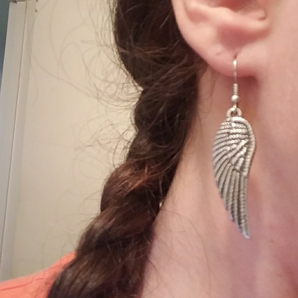 Earrings - Picture 2 of 4