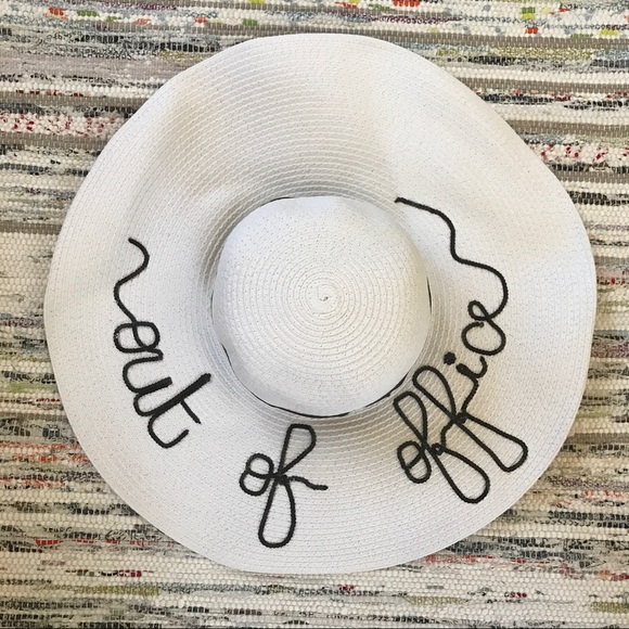 Hannah Beury Accessories - LAST ONE!! "Out of office" Sequin Floppy Beach Hat