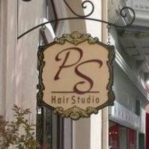 Meet your Posher, Paula