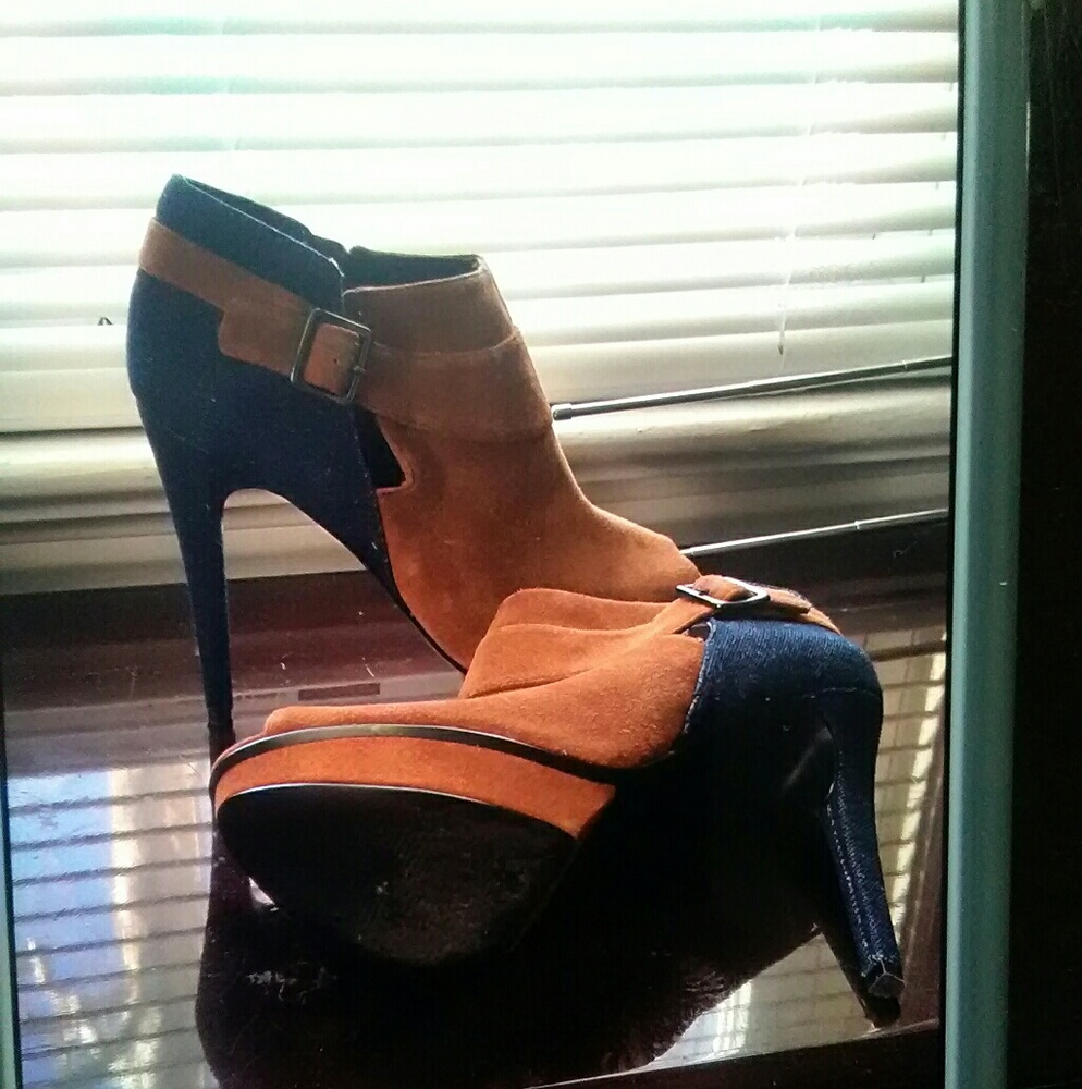 Peep toe booties