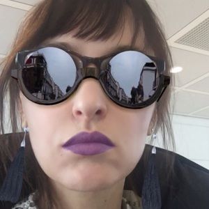 Meet your Posher, Bella