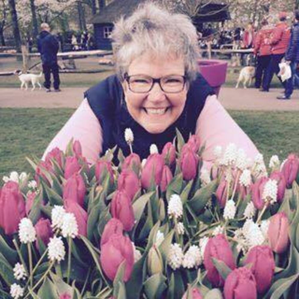 Meet your Posher, Sharon