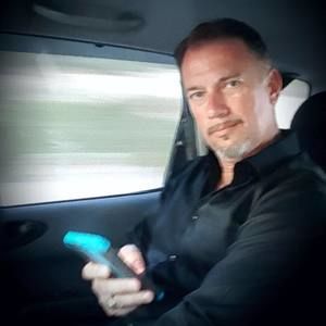 Meet your Posher, Chris