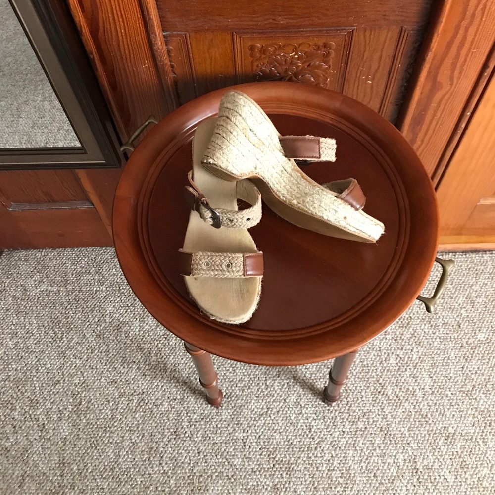 Wedge espadrilles - Picture 2 of 3