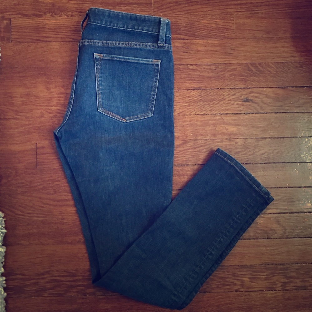 Banana Republic skinny jeans, size 28
