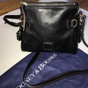 Dooney and Bourke crossbody bag