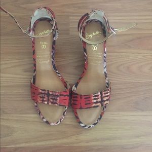 Seychelles size 6 wedges