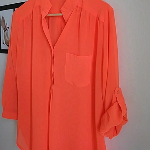 Chiffon top - Picture 2 of 3