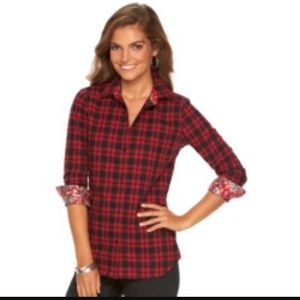 Chaps size small no iron plaid polo