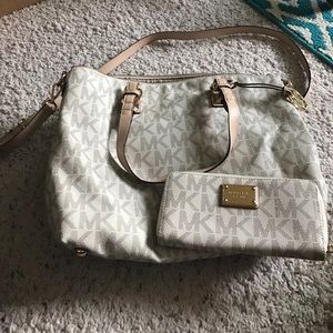 Large White Michael Kors Purse and Wallet