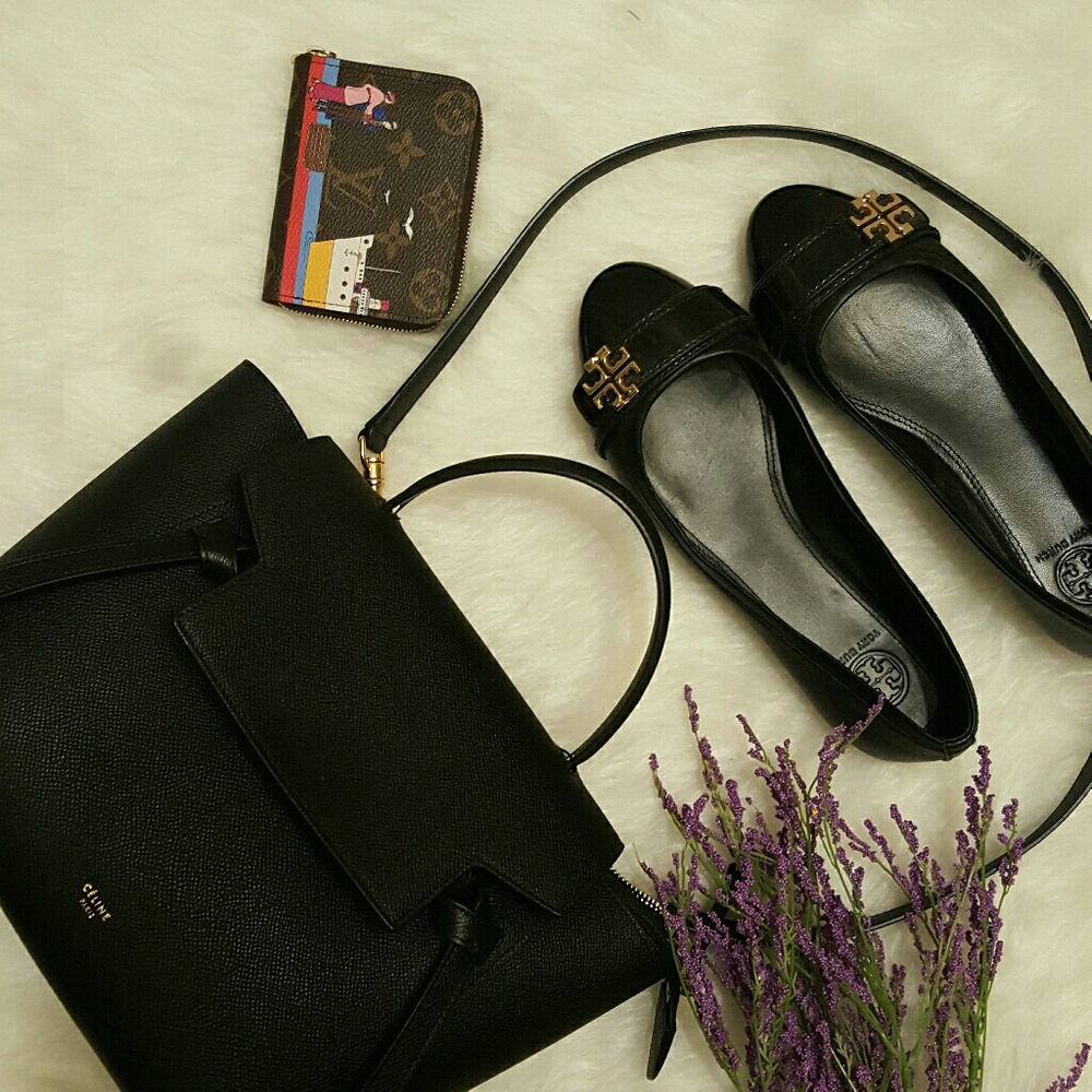 ♥️Tory Burch flats black leather size 7.5♥️