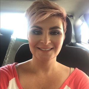 Meet your Posher, Sandra